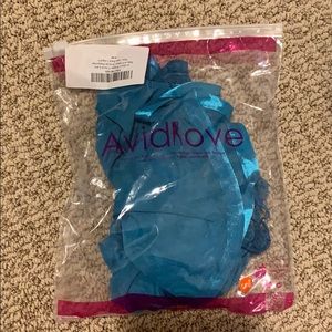 avidlove blue set